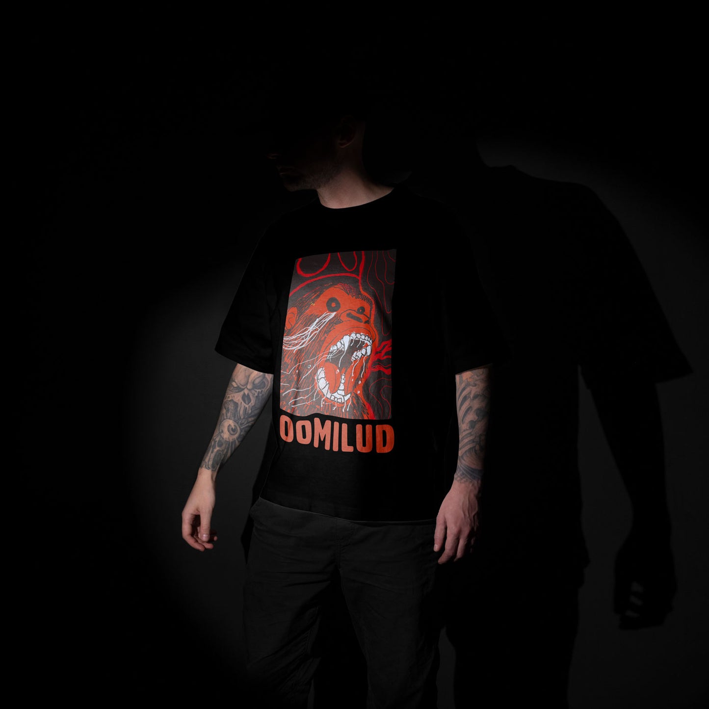 OOMILUD Art Club | Camiseta de manga corta unisex